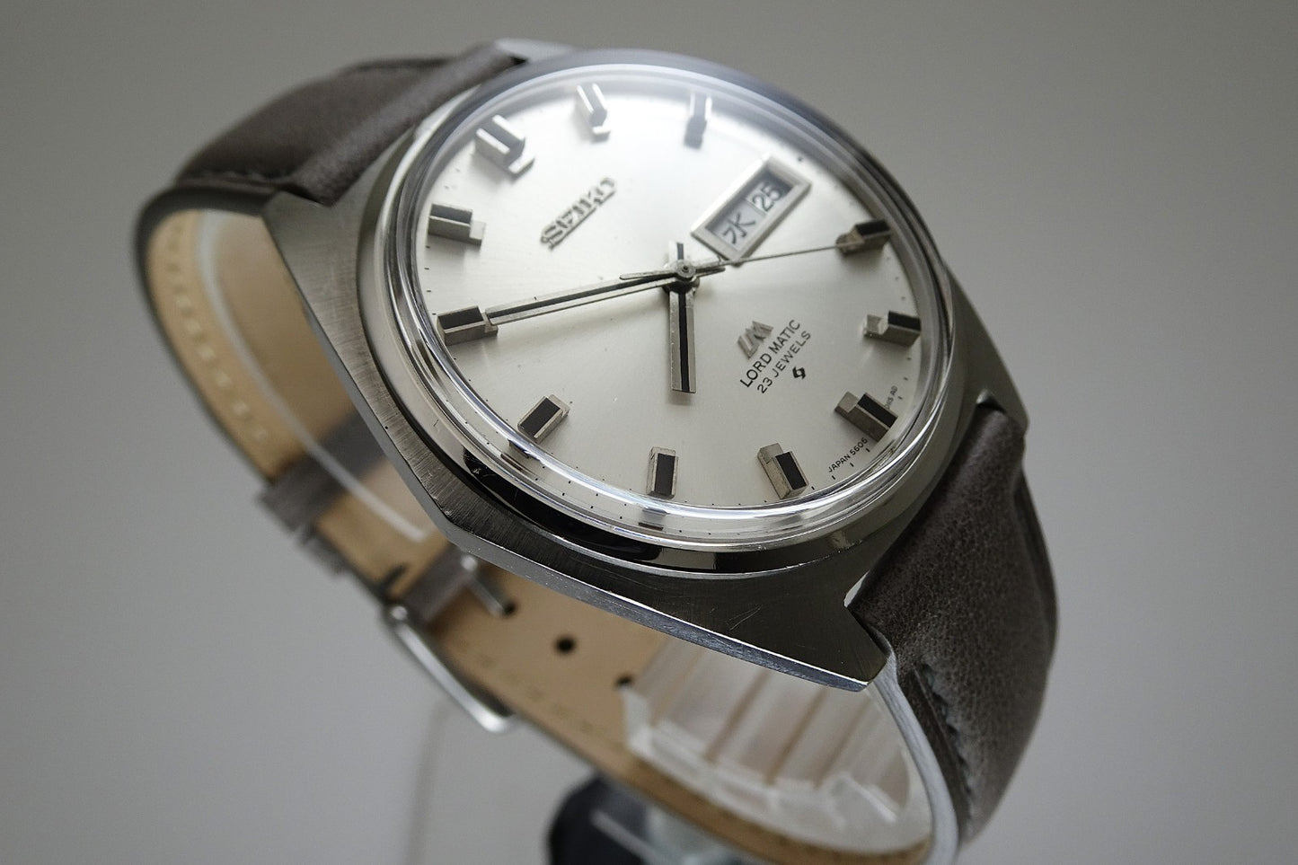 Vintage 1969 JAPAN SEIKO LORD MATIC WEEKDATER 5606-9000 23Jewels Automatic.