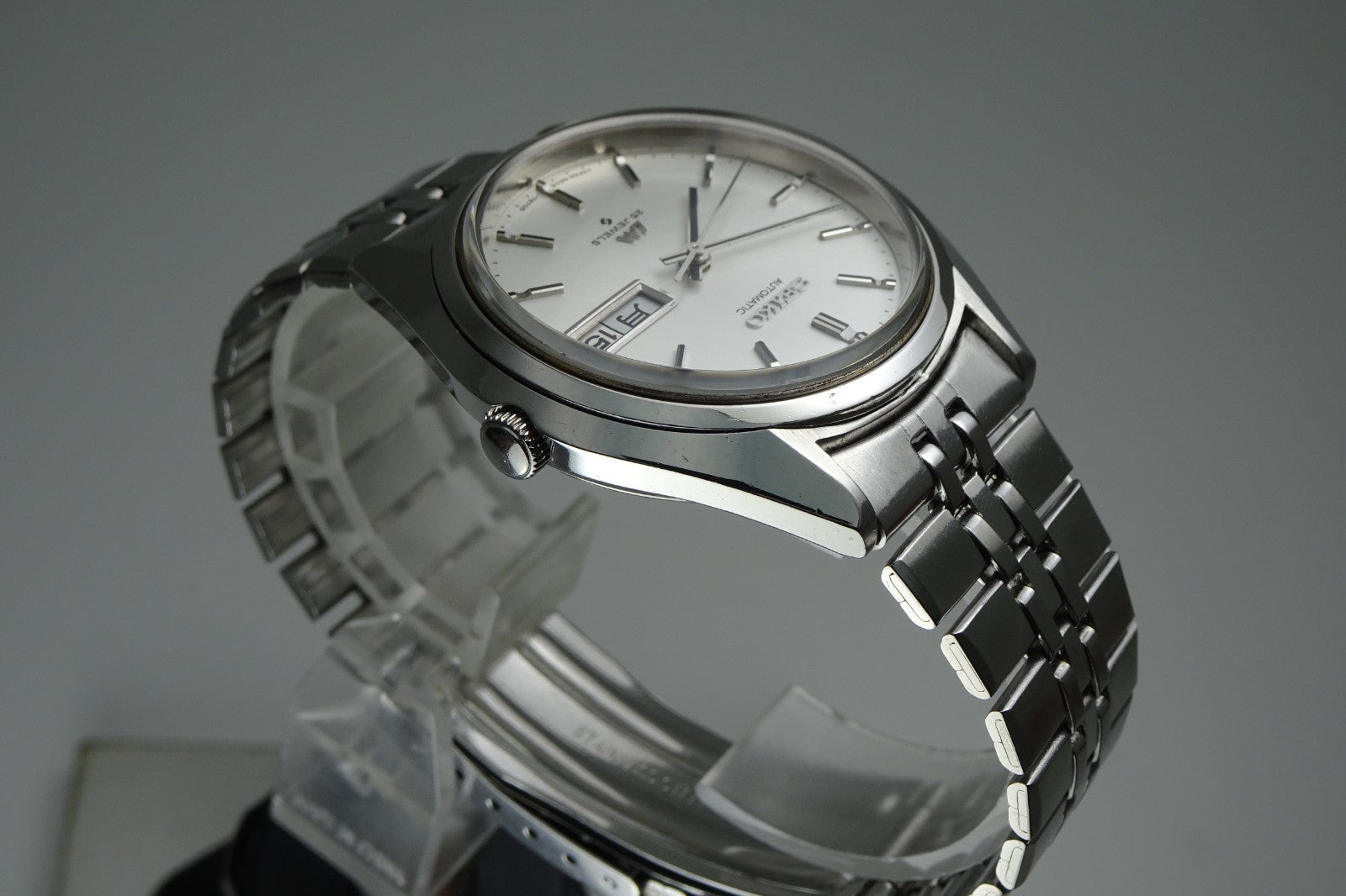 Vintage 1974 JAPAN SEIKO LORD MATIC WEEKDATER 5606-7192 25Jewels Automatic.