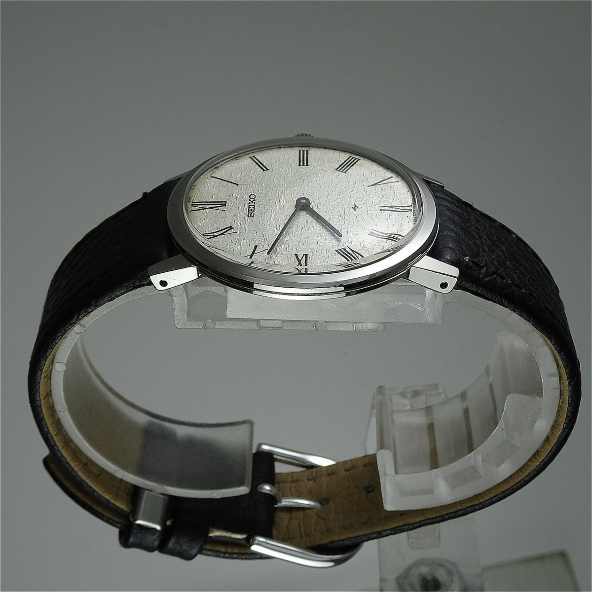 Vintage 1976 JAPAN SEIKO CHARIOT HI-BEAT 2220-0180 24Jewels Hand-winding.