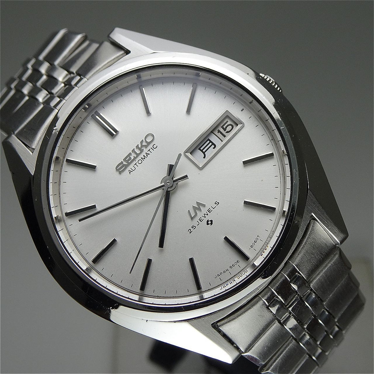 Serviced Vintage 1974 JAPAN SEIKO LORD MATIC WEEKDATER 5606-8030 25J Automatic.