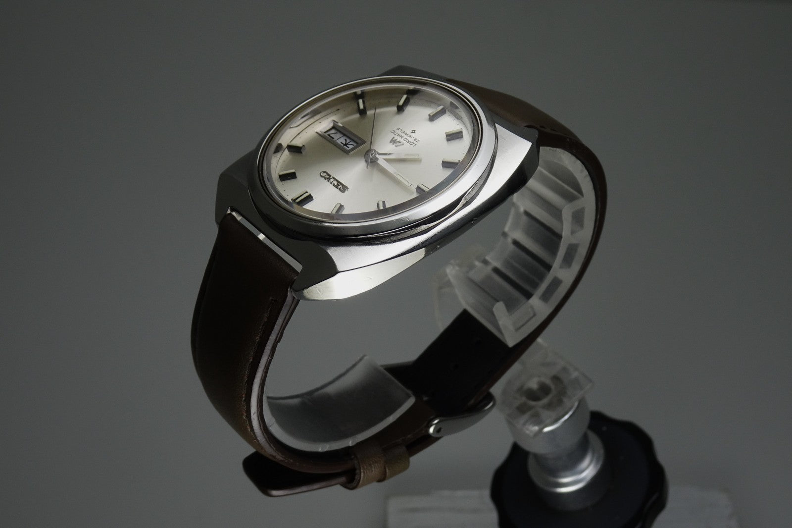 Serviced Vintage 1969 JAPAN SEIKO LORD MATIC WEEKDATER 5606-9030 23J Automatic.