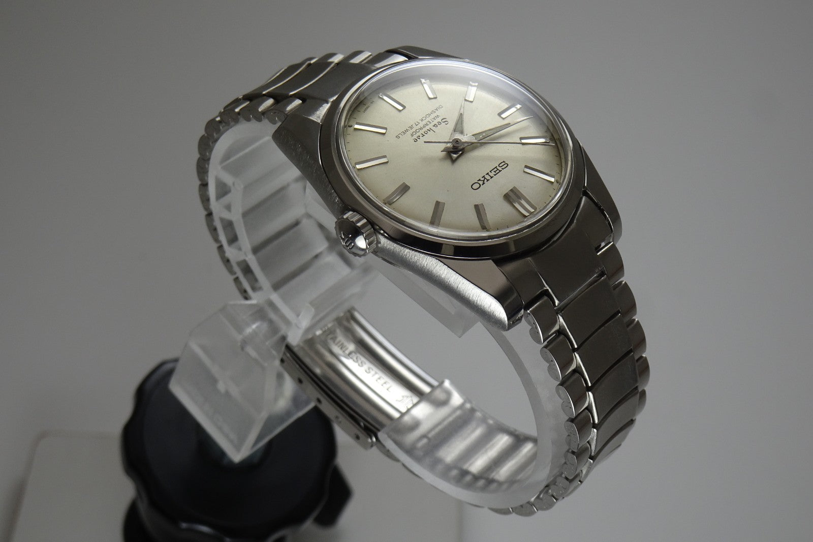 Vintage 1965 JAPAN SEIKO SEA HORSE 66-7000 17Jewels Hand-winding.