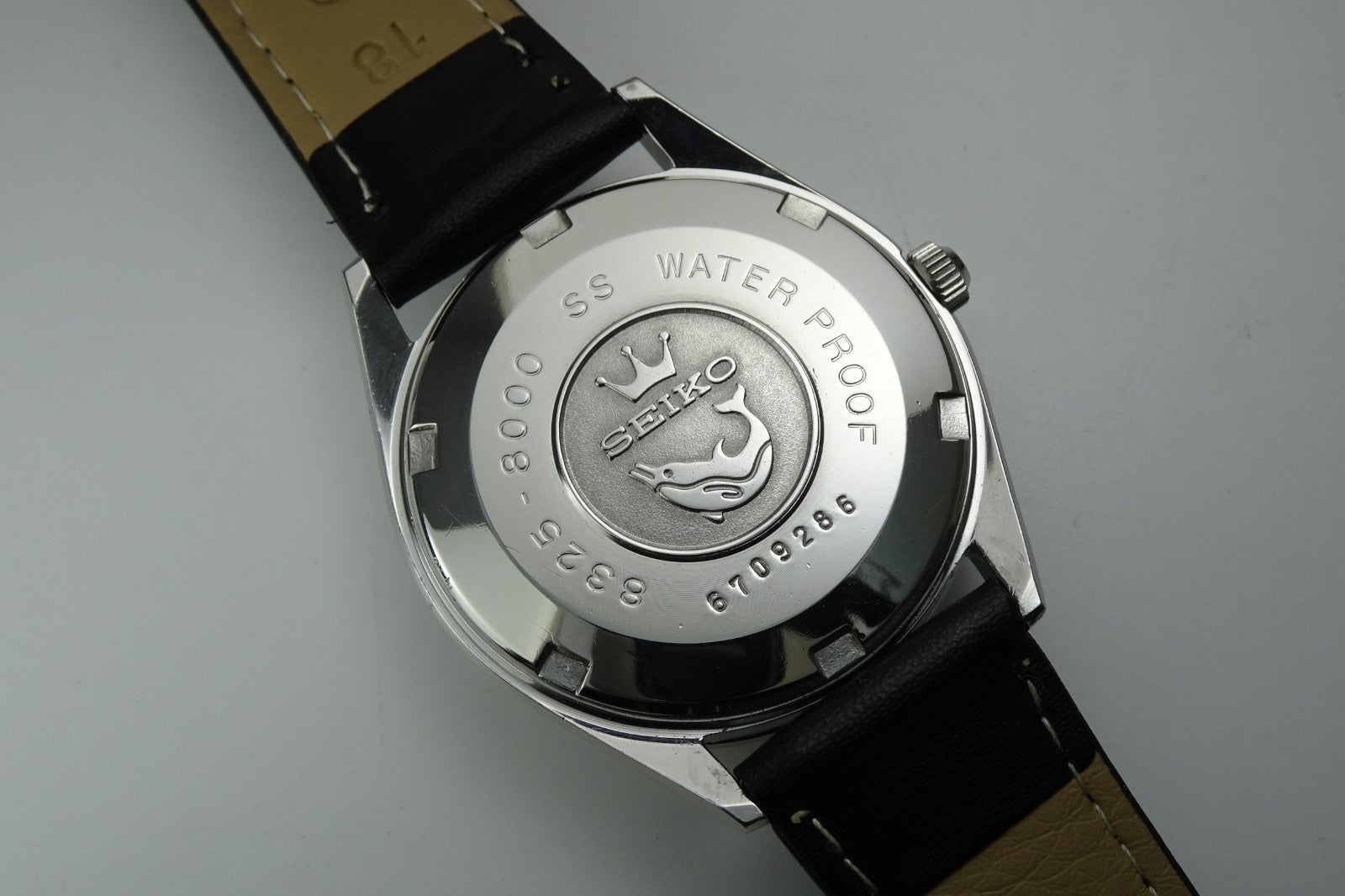 Vintage 1966 JAPAN SEIKO 83 SEIKOMATIC-R 8325-8000 39Jewels Automatic.