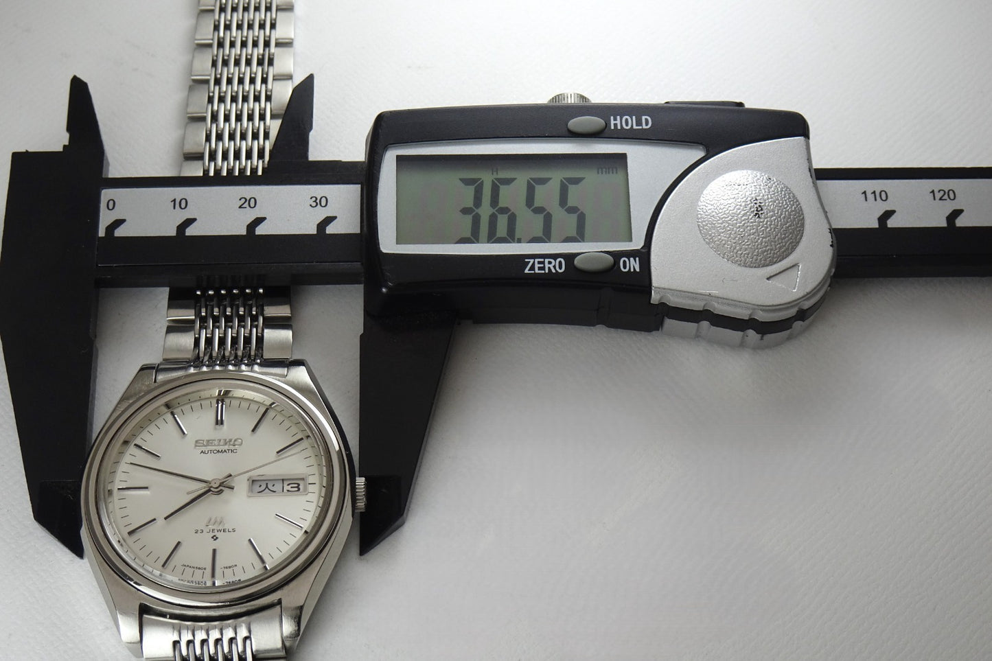 Serviced Vintage 1974 JAPAN SEIKO LORD MATIC WEEKDATER 5606-7072 23J Automatic.