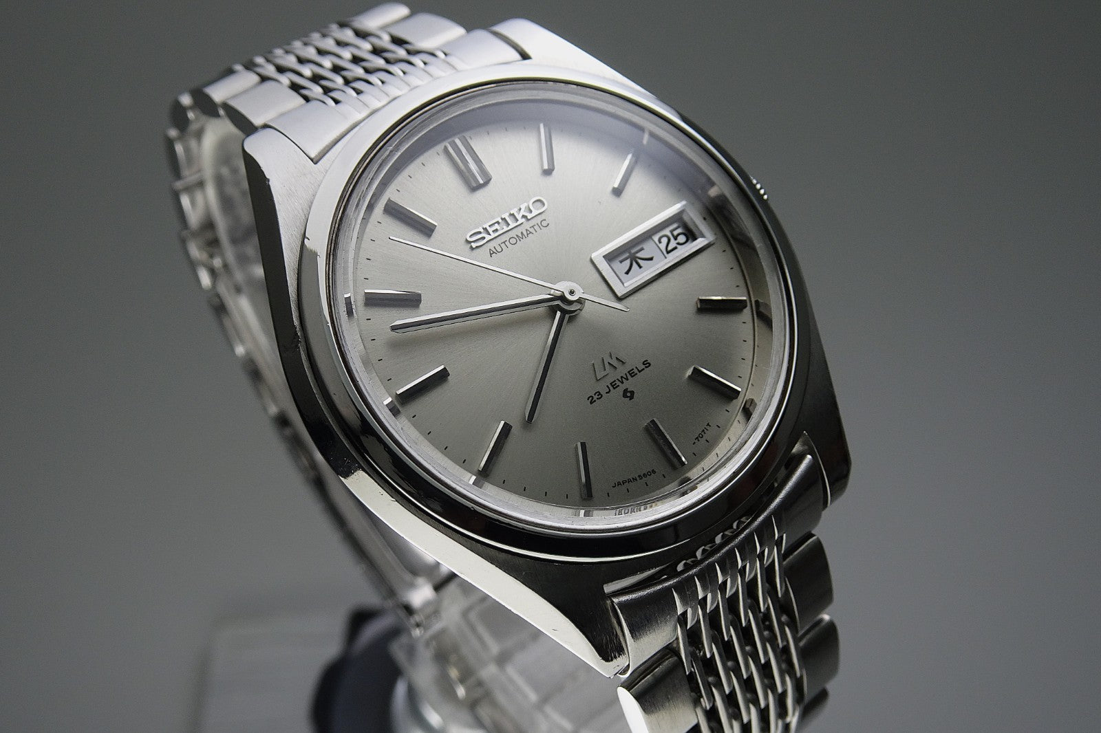 Serviced Vintage 1972 JAPAN SEIKO LORD MATIC WEEKDATER 5606-7070 23J Automatic.