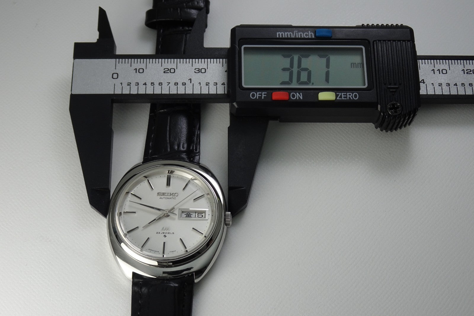 Vintage 1970 JAPAN SEIKO LORD MATIC WEEKDATER 5606-7160 23Jewels Automatic.