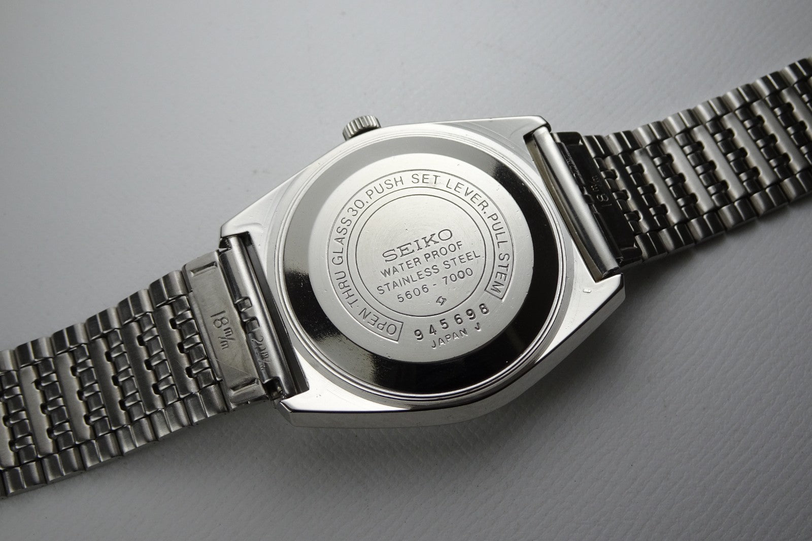 Vintage 1969 JAPAN SEIKO LORD MATIC WEEKDATER 5606-7000 23Jewels Automatic.