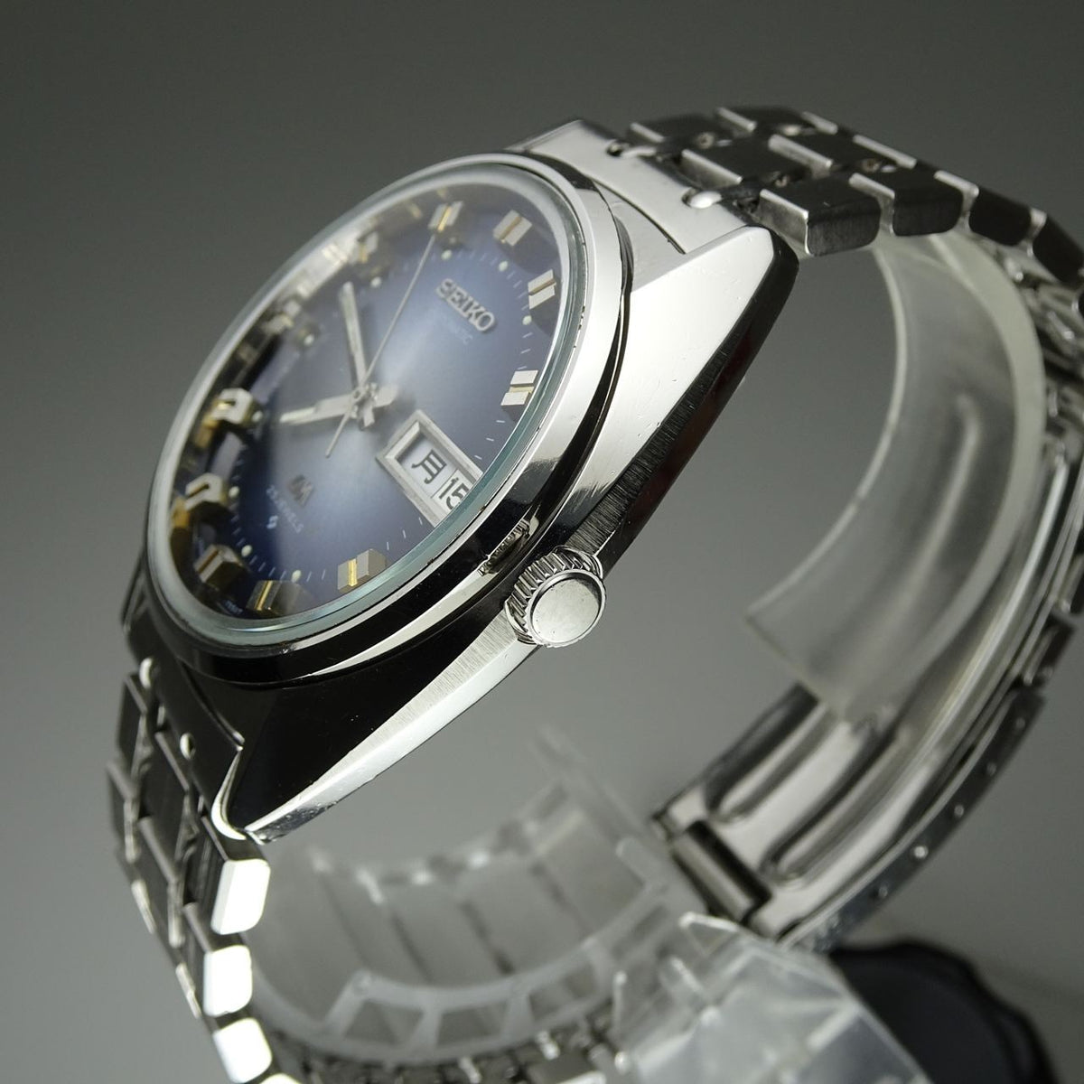 Serviced  Vintage 1973 JAPAN SEIKO LORD MATIC WEEKDATER 5606-7231 25J Automatic.