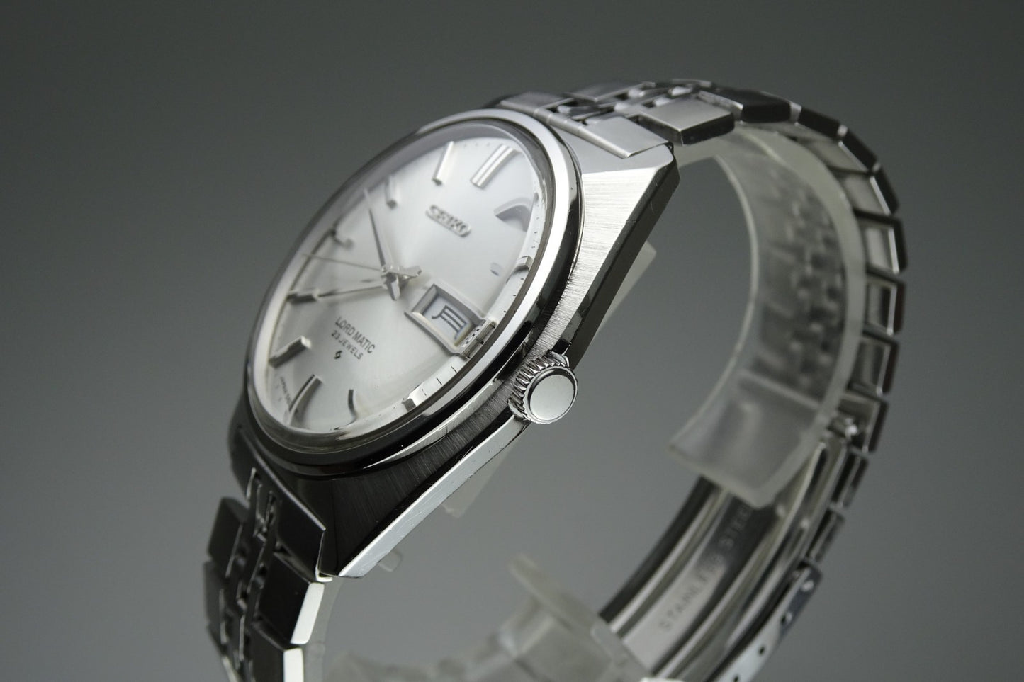 Vintage 1968 JAPAN SEIKO LORD MATIC WEEKDATER 5606-7000 23Jewels Automatic.