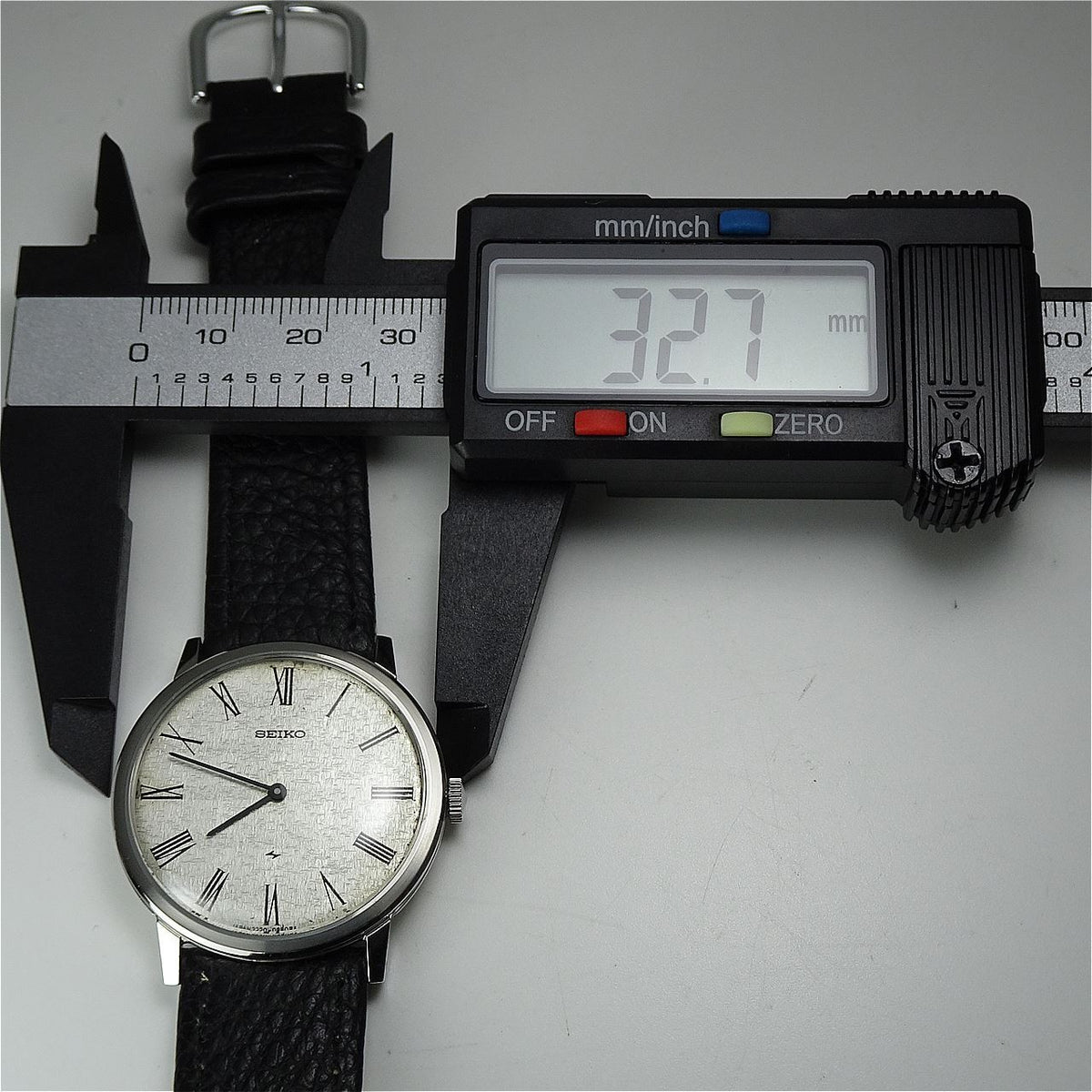 Vintage 1976 JAPAN SEIKO CHARIOT HI-BEAT 2220-0180 24Jewels Hand-winding.