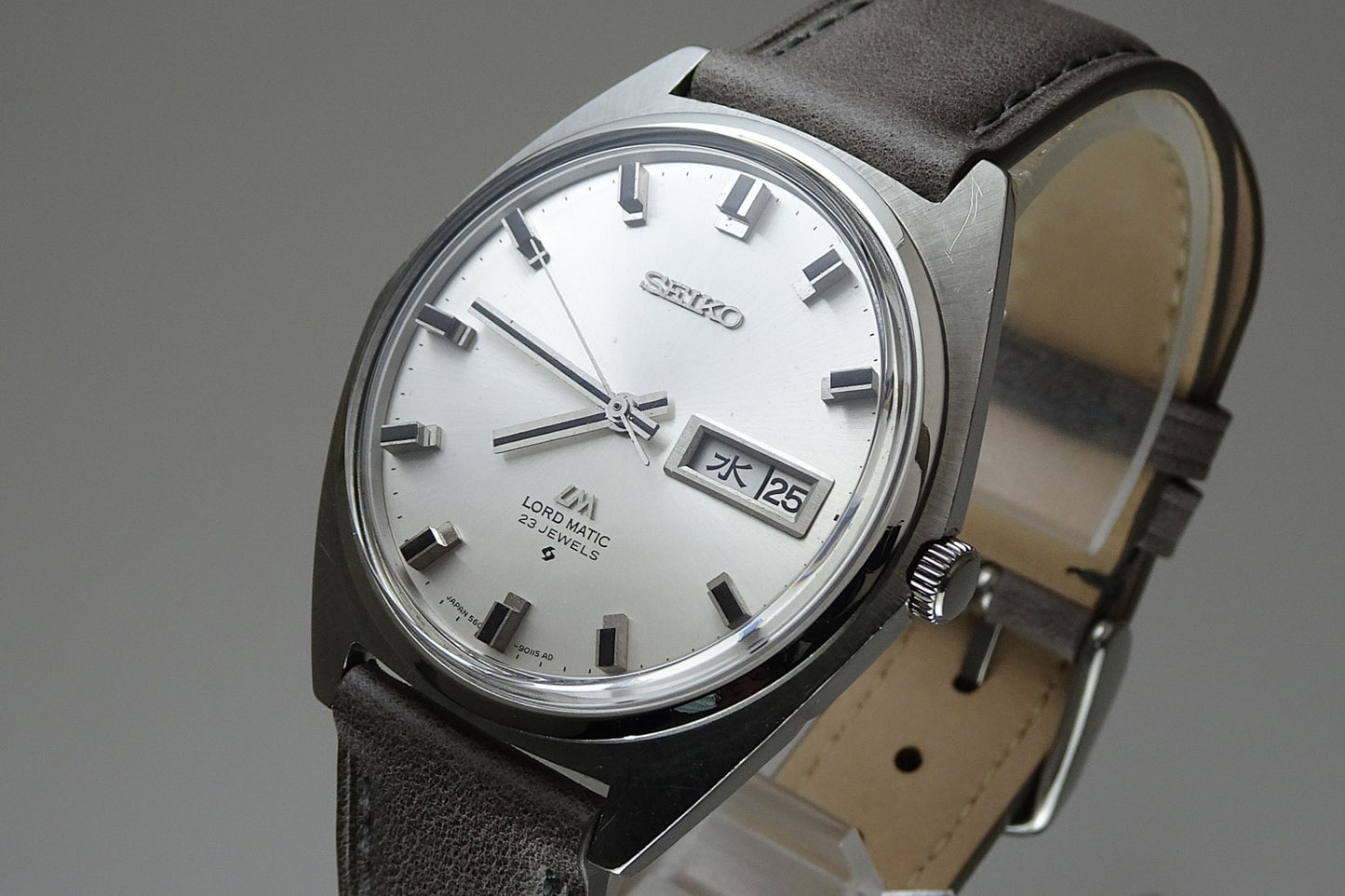 Vintage 1969 JAPAN SEIKO LORD MATIC WEEKDATER 5606-9000 23Jewels Automatic.