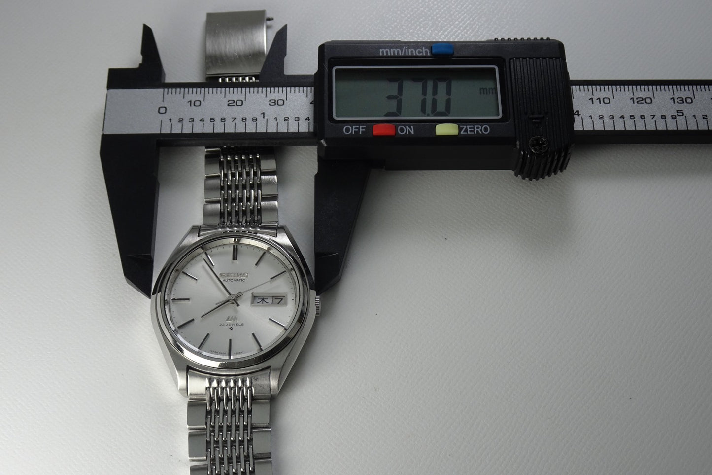 Vintage 1974 JAPAN SEIKO LORD MATIC WEEKDATER 5606-8050 23Jewels Automatic.