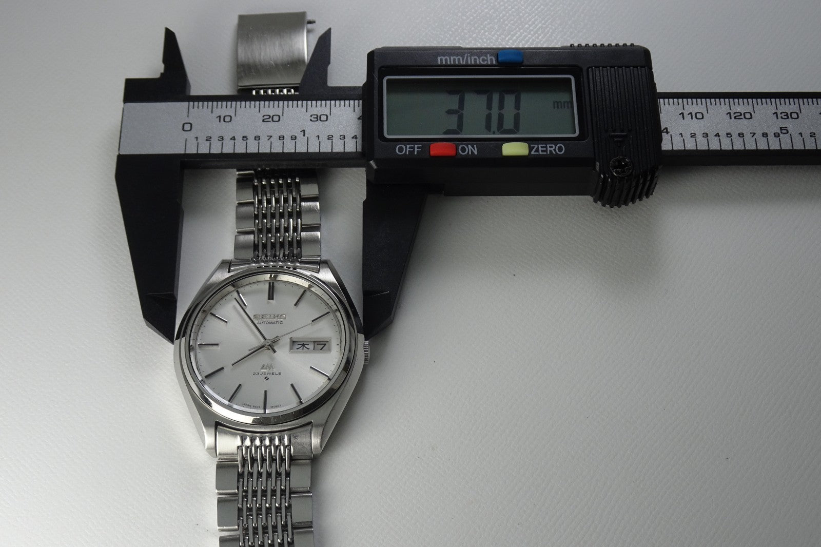 Vintage 1974 JAPAN SEIKO LORD MATIC WEEKDATER 5606-8050 23Jewels Automatic.