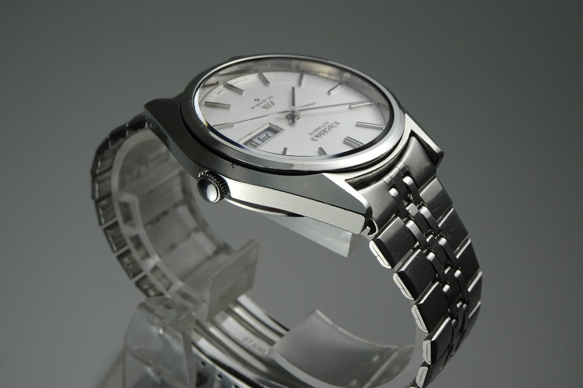 Serviced Vintage 1974 JAPAN SEIKO LORD MATIC WEEKDATER 5606-8030 25J Automatic.