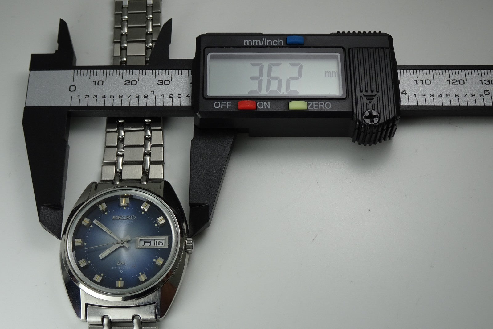 Vintage 1973 JAPAN SEIKO LORD MATIC WEEKDATER 5606-7231 25Jewels Automatic.