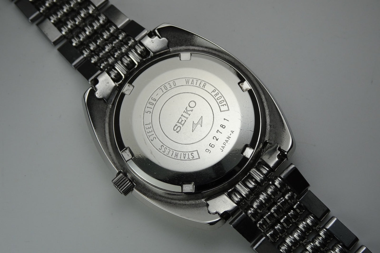 Vintage 1969 JAPAN SEIKO 51 SEIKOMATIC-P WEEKDATER 5106-7030 33Jewels Automatic.