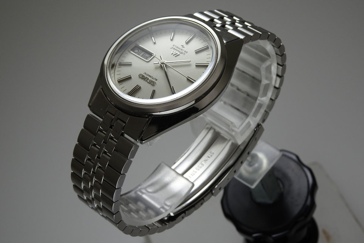 Vintage 1972 JAPAN SEIKO LORD MATIC SPECIAL WEEKDATER 5206-6130 25J Automatic.