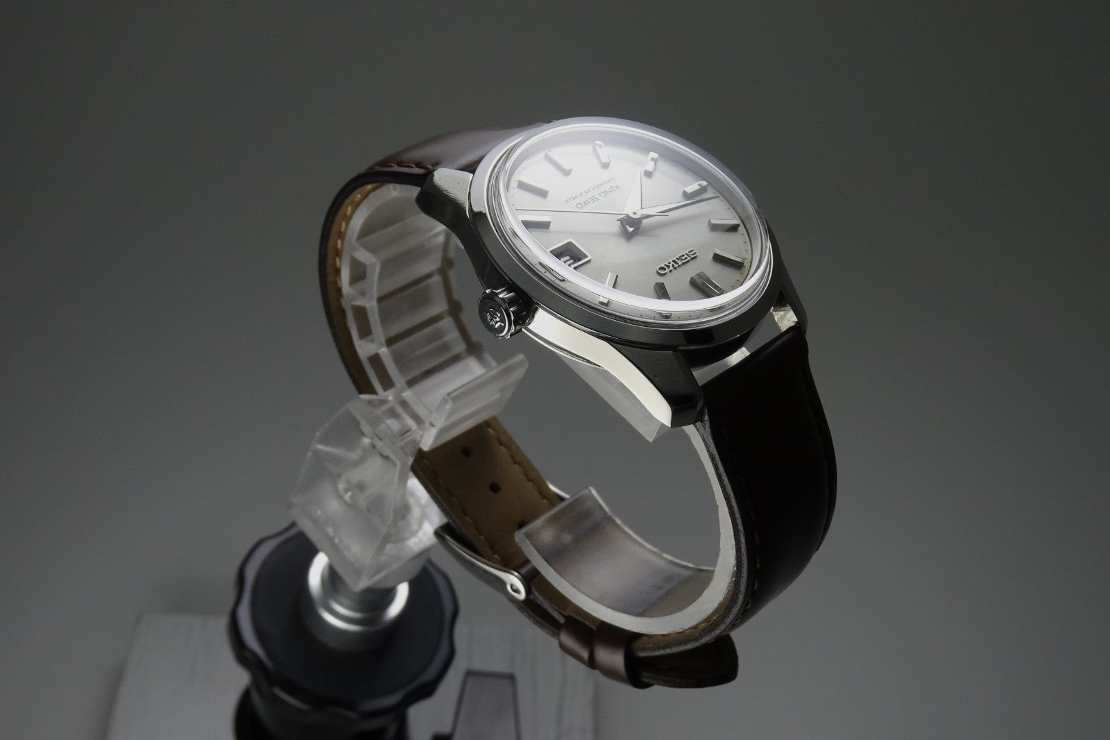 Serviced  Vintage 1966 JAPAN 44 KING SEIKO CALENDAR 4402-8000 25J Hand-winding.