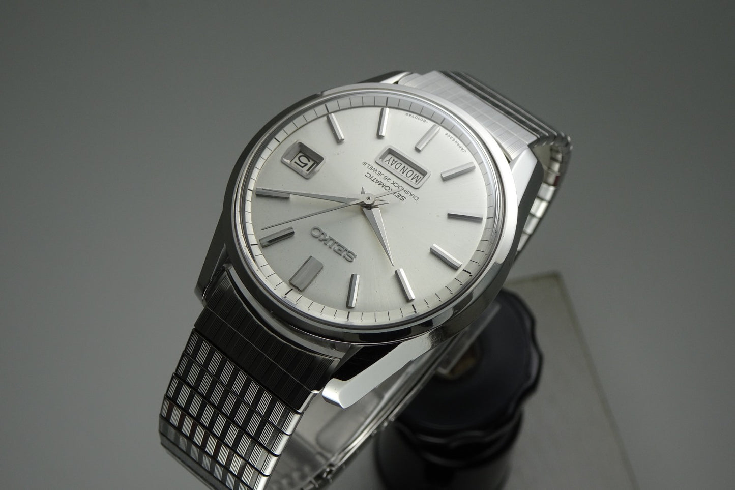 Serviced Vintage 1965 JAPAN SEIKO SEIKOMATIC WEEKDATER 6206-8040 26J Automatic.