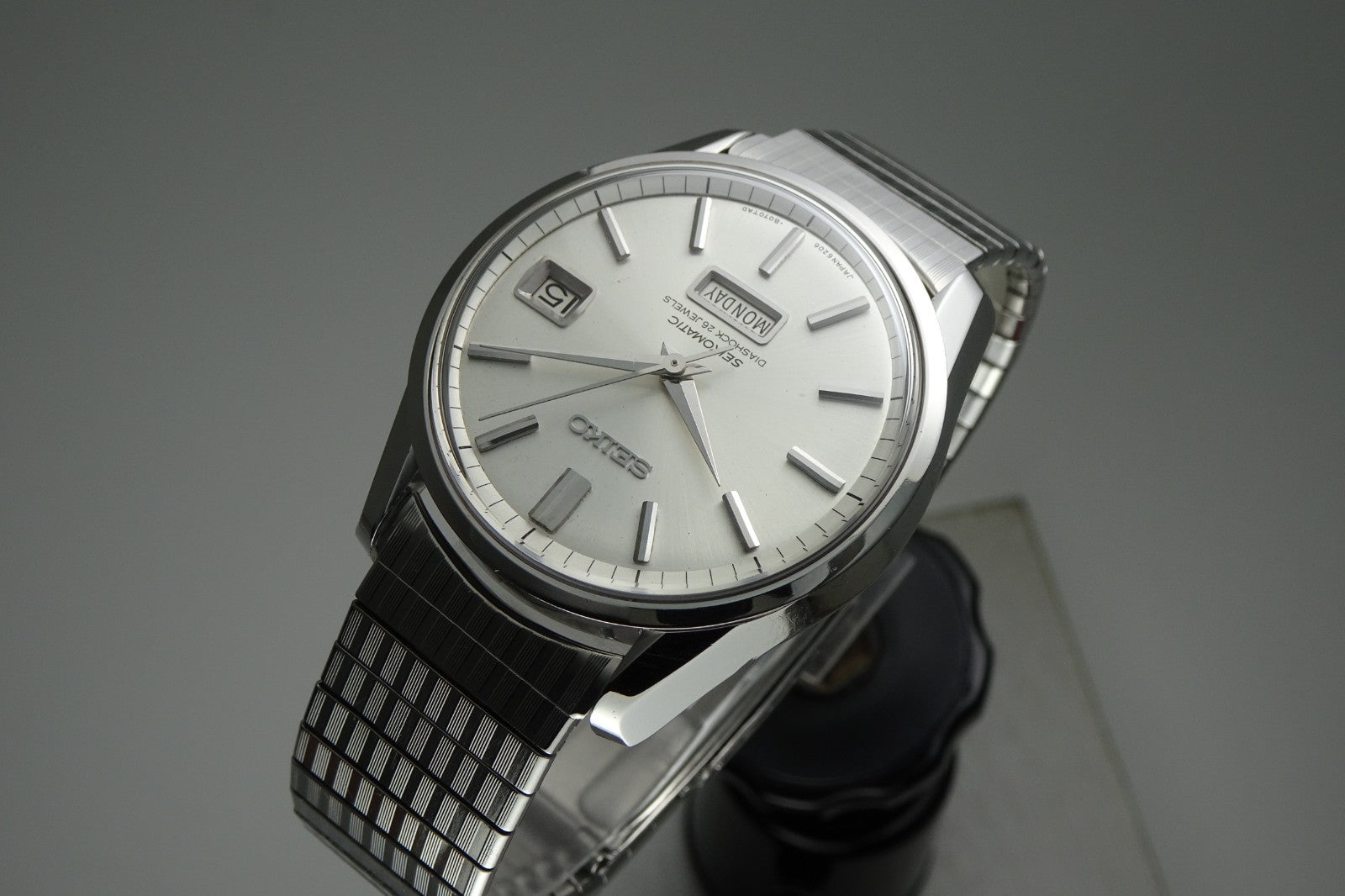Serviced Vintage 1965 JAPAN SEIKO SEIKOMATIC WEEKDATER 6206-8040 26J Automatic.