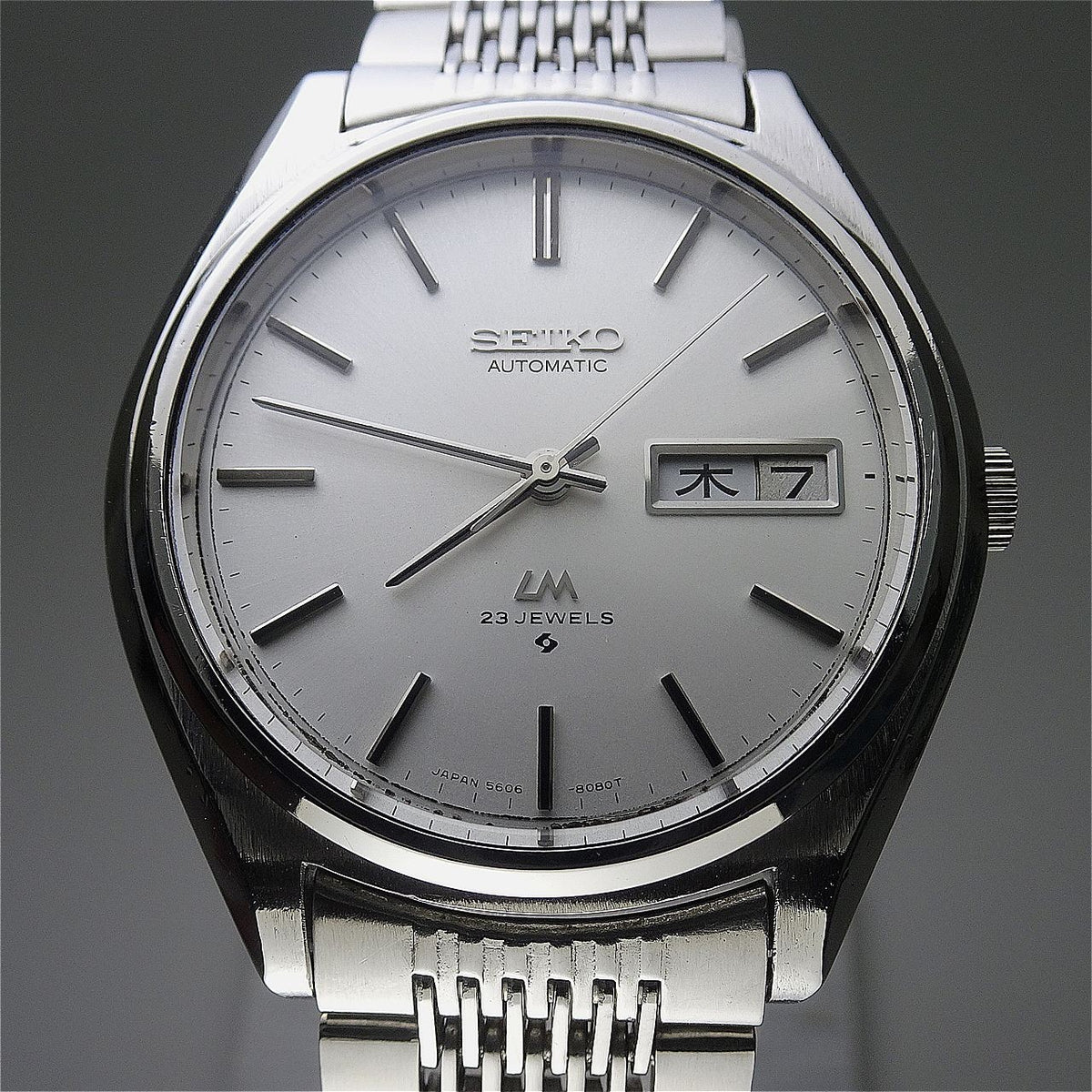 Serviced  Vintage 1975 JAPAN SEIKO LORD MATIC WEEKDATER 5606-8051 23J Automatic.