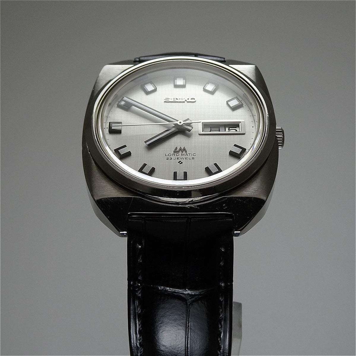 Vintage 1969 JAPAN SEIKO LORD MATIC WEEKDATER 5606-9030 23Jewels Automatic.