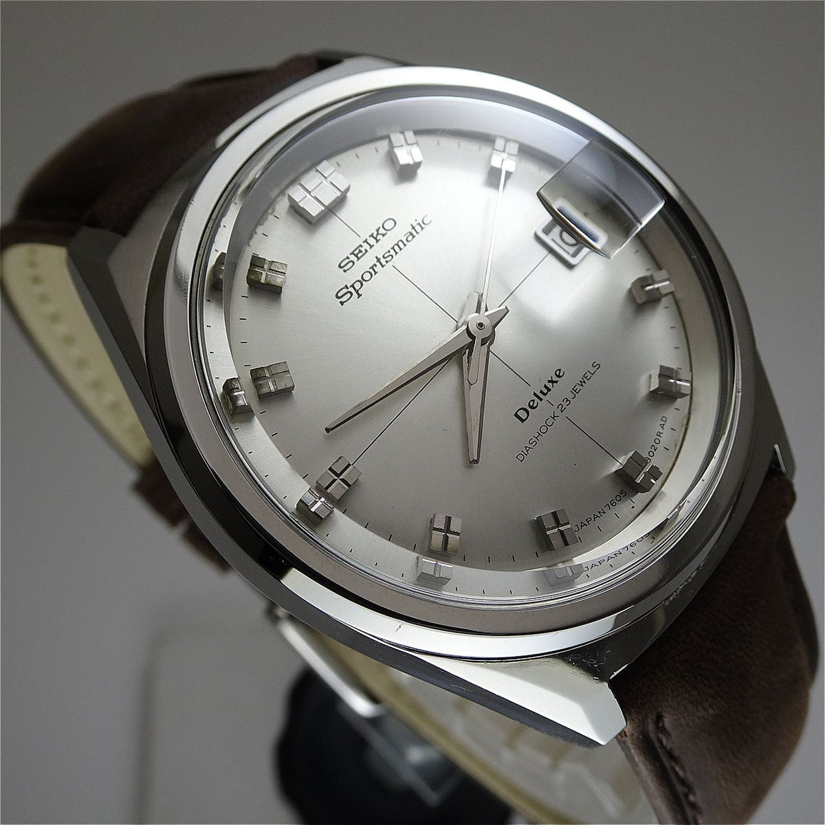 Vintage 1966 JAPAN SEIKO SPORTSMATIC CALENDAR DELUXE 7605-8010 23Jewels Automati