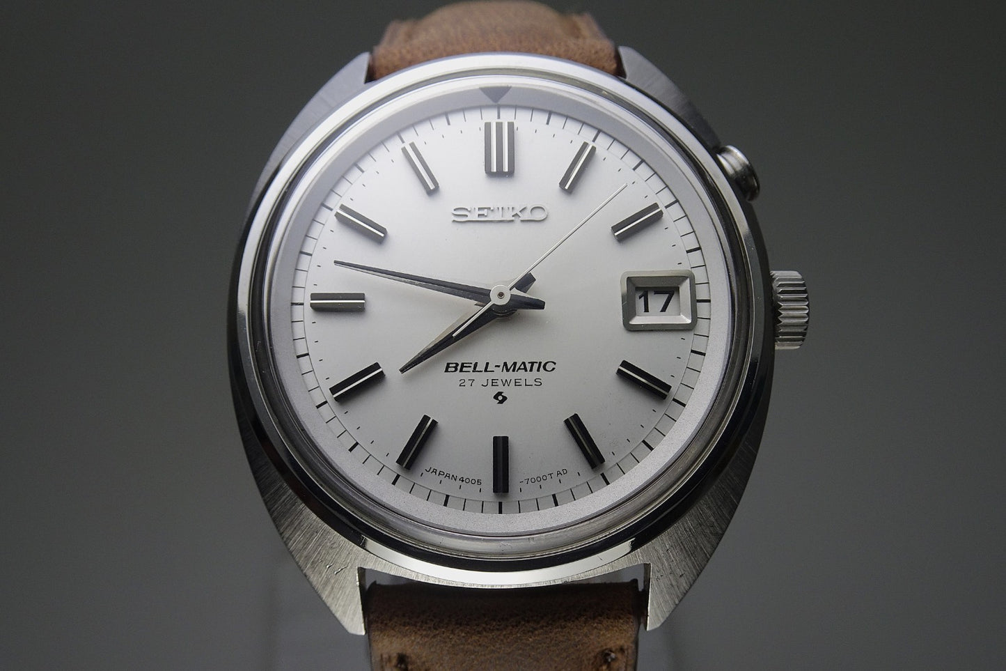 Vintage 1968 JAPAN SEIKO SEIKO BELL-MATIC CALENDAR 4005-7000 27Jewels Automatic.