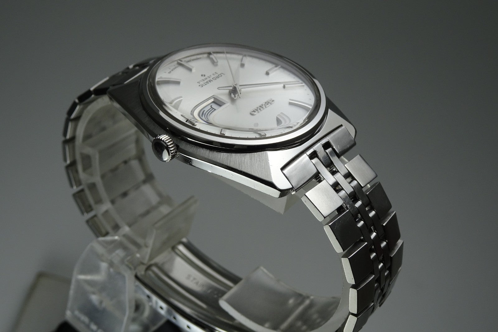 Vintage 1968 JAPAN SEIKO LORD MATIC WEEKDATER 5606-7000 23Jewels Automatic.
