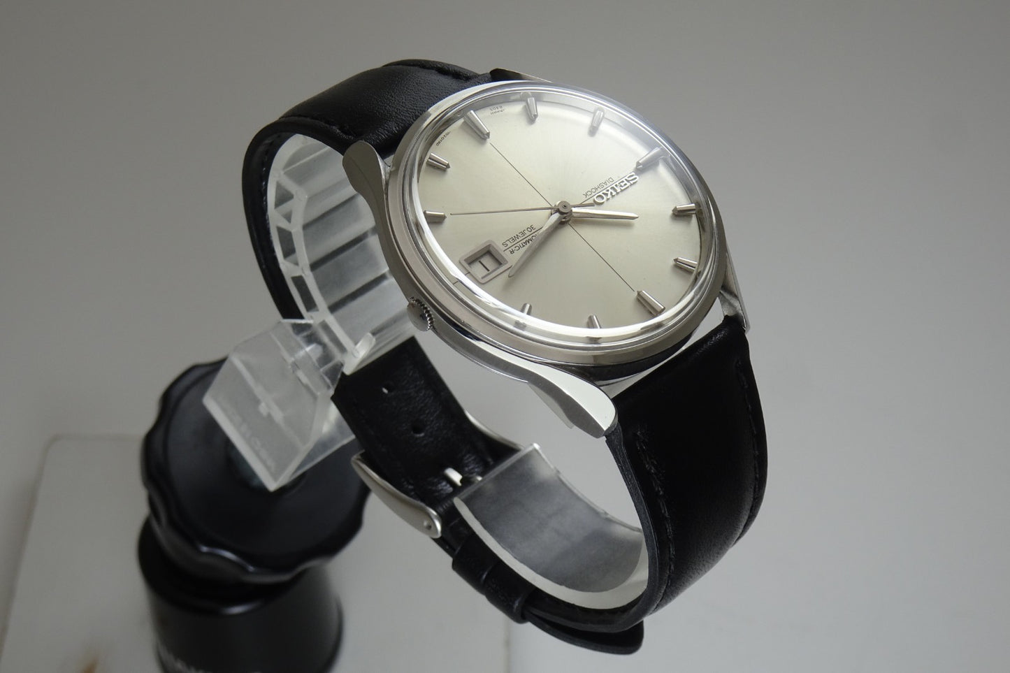 Vintage 1965 JAPAN SEIKO SEIKOMATIC-R SLIMDATE 8305-1010 30Jewels Automatic.