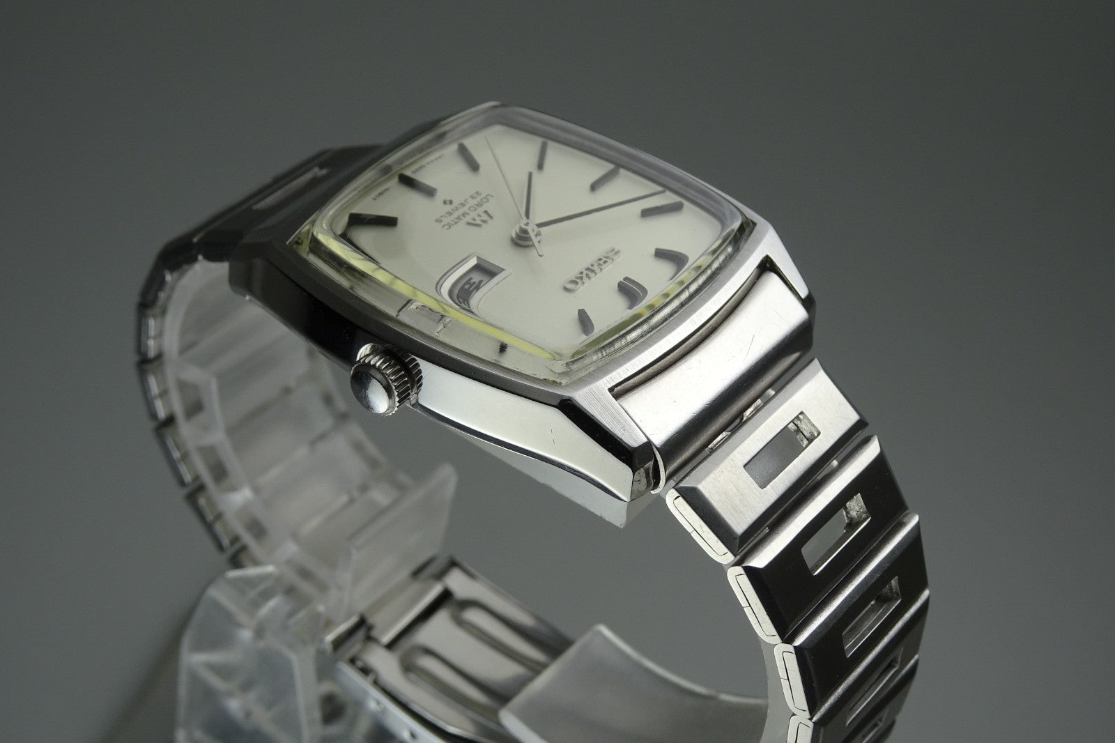 Vintage 1971 JAPAN SEIKO LORD MATIC WEEKDATER 5606-5000 23Jewels Automatic.