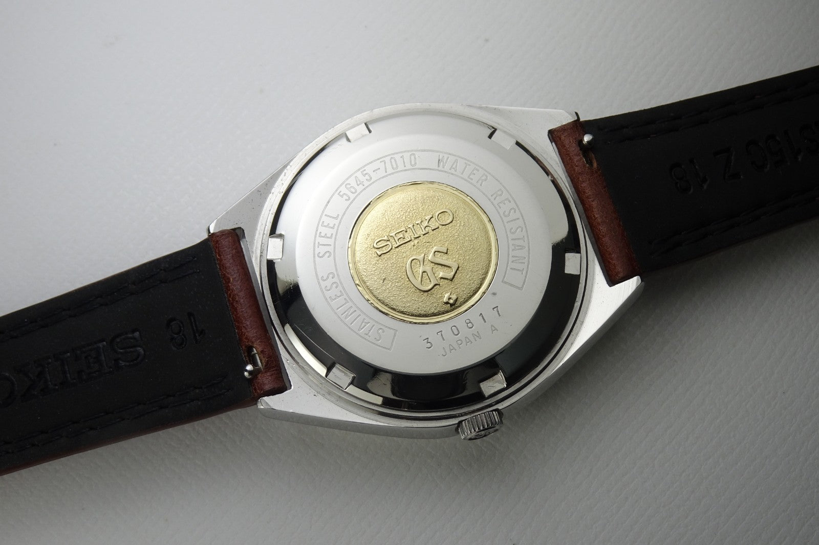Vintage 1973 JAPAN GRAND SEIKO CALENDAR 5645-7010 25Jewels Automatic.