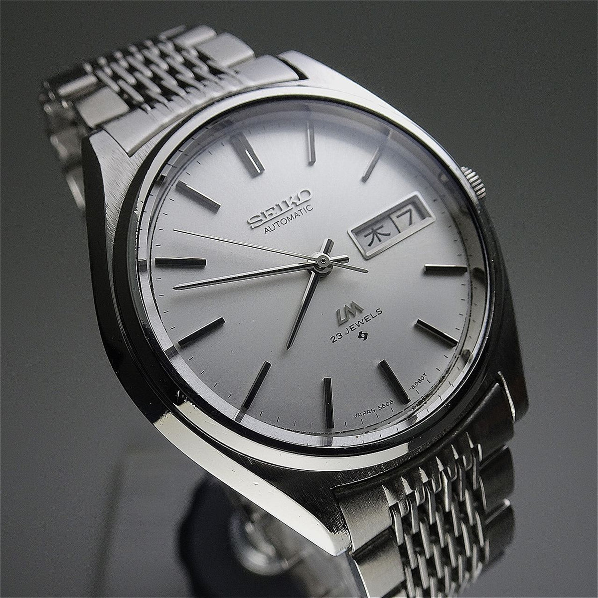 Serviced  Vintage 1975 JAPAN SEIKO LORD MATIC WEEKDATER 5606-8051 23J Automatic.