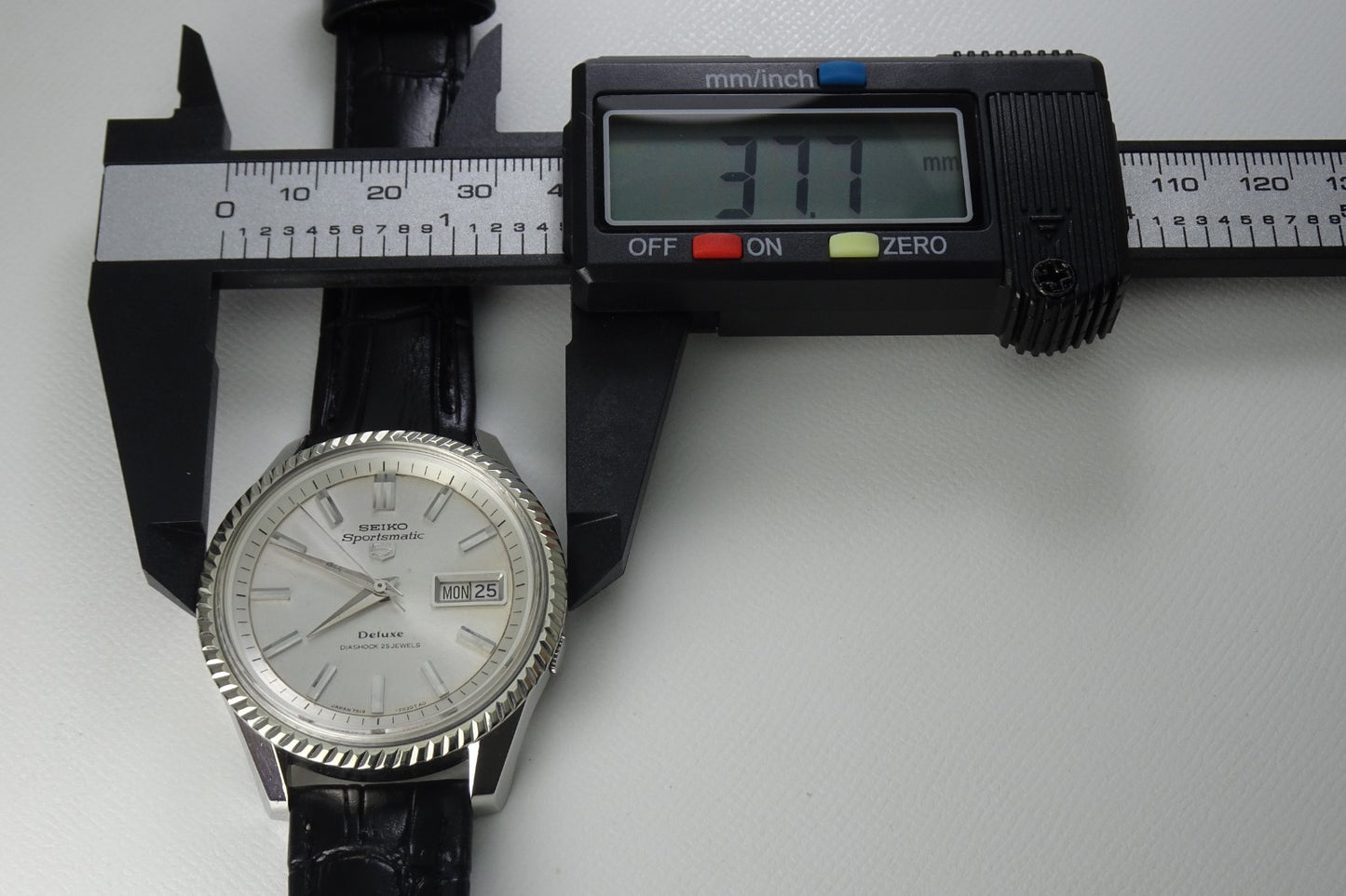 Vintage 1966 JAPAN SEIKO SPORTSMATIC5 DX 7619-7040 25Jewels Automatic.