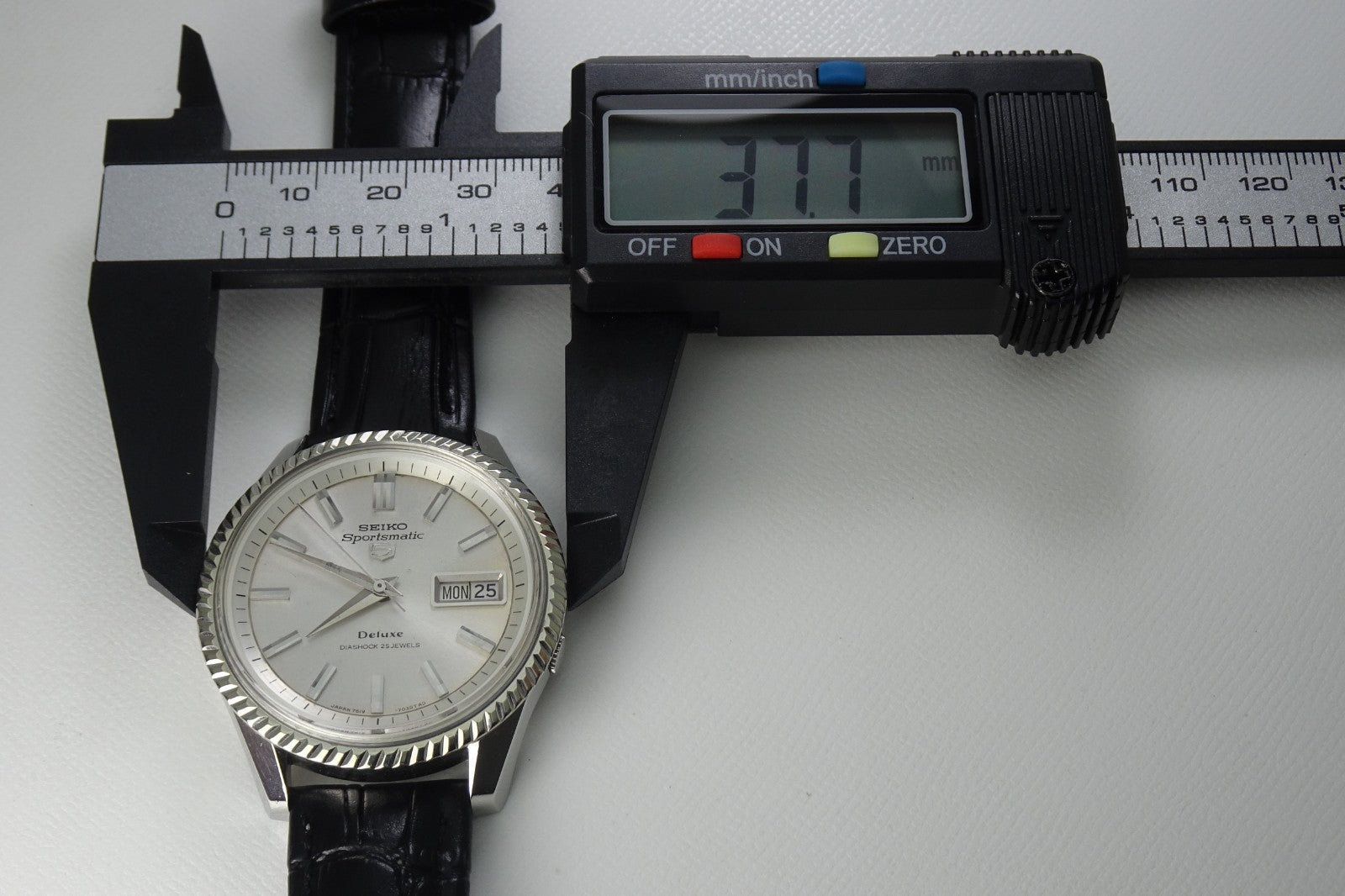 Vintage 1966 JAPAN SEIKO SPORTSMATIC5 DX 7619-7040 25Jewels Automatic.