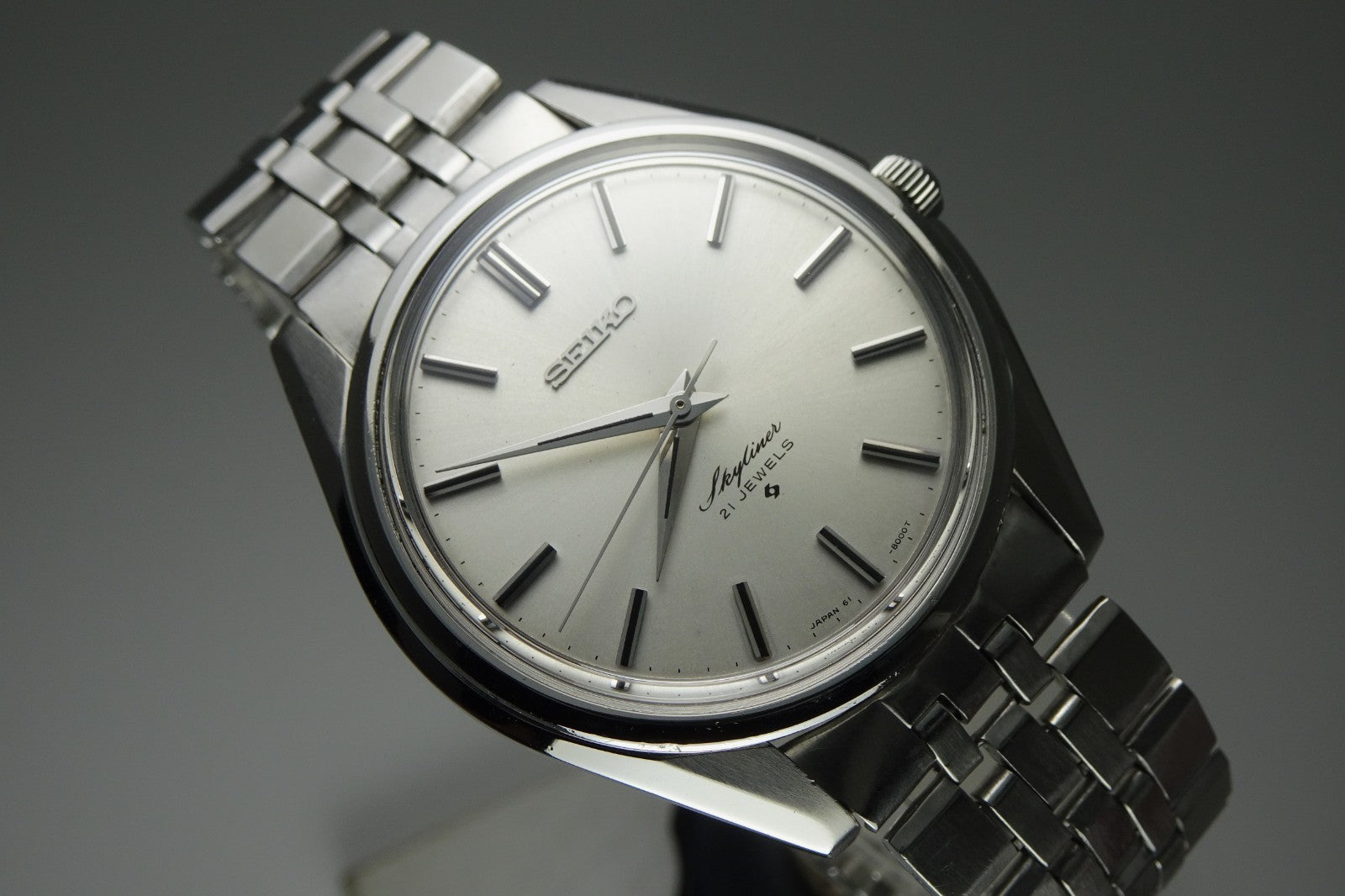 Serviced Vintage 1971 JAPAN SEIKO SKYLINER 6100-8000 21Jewels Hand-winding.
