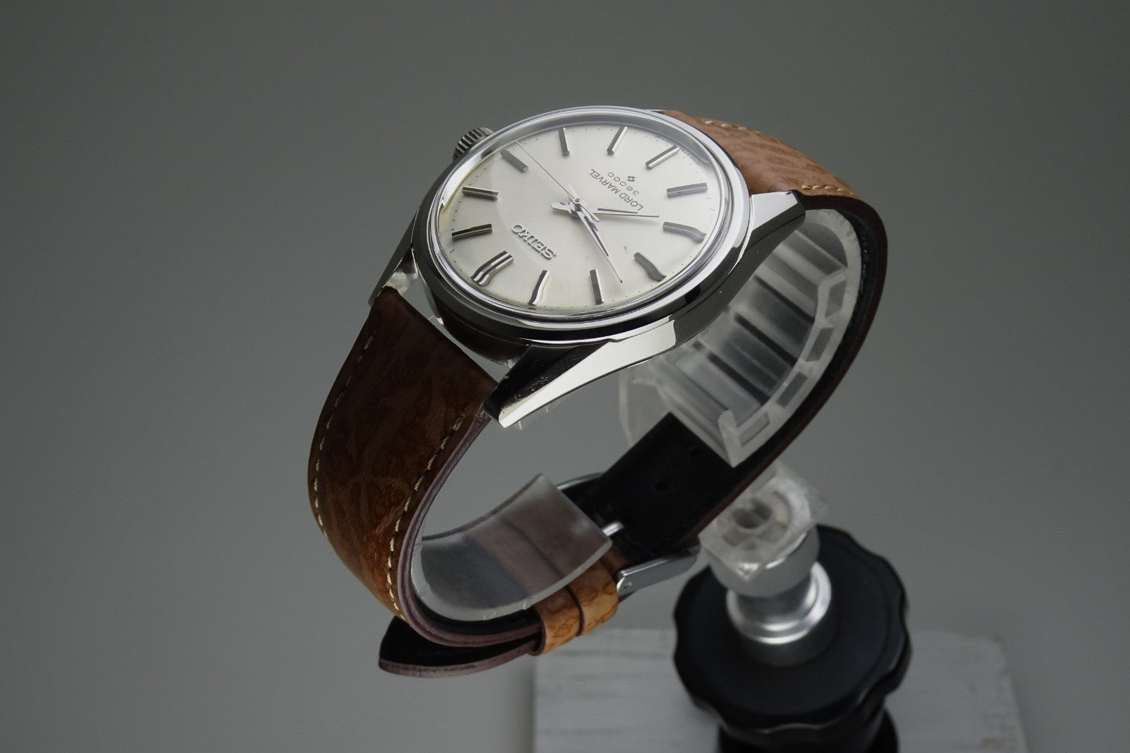 Serviced  Vintage 1968 JAPAN SEIKO LORD MARVEL 36000 5740-8000 23J Hand-winding.