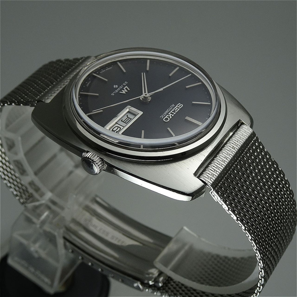 Vintage 1971 JAPAN LORD MATIC WEEKDATER 5606-7130 25Jewels Automatic.