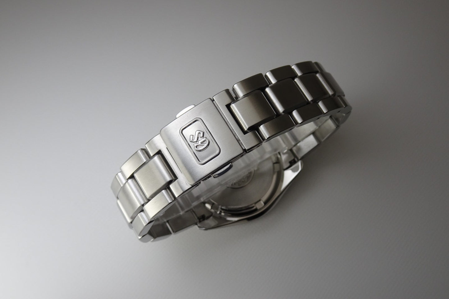 Vintage 1999 JAPAN GRAND SEIKO 8J56-8020 7Jewels Quartz.
