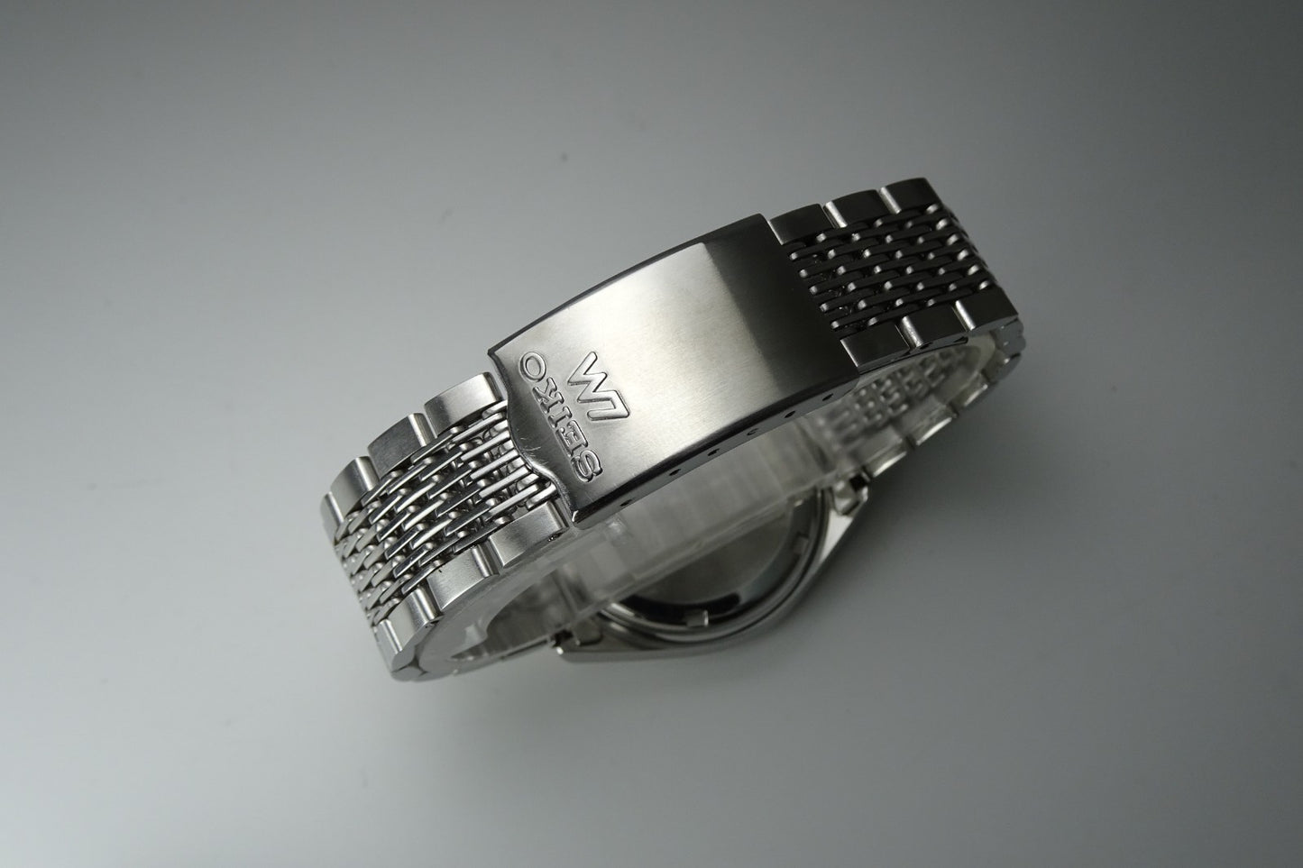 Vintage 1974 JAPAN SEIKO LORD MATIC WEEKDATER 5606-7072 23Jewels Automatic.