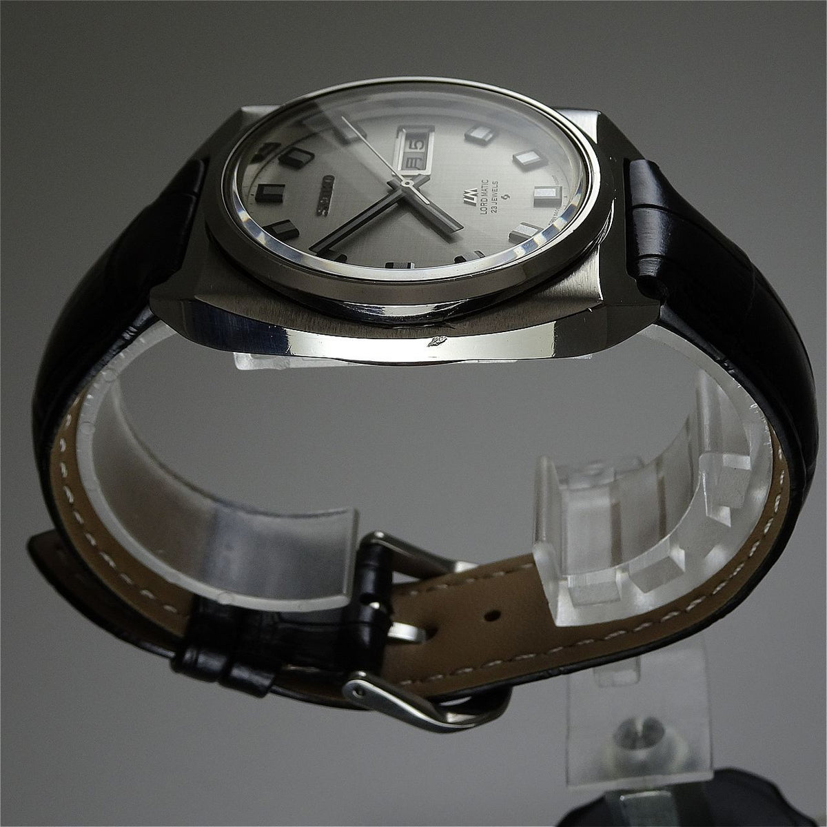 Vintage 1969 JAPAN SEIKO LORD MATIC WEEKDATER 5606-9030 23Jewels Automatic.