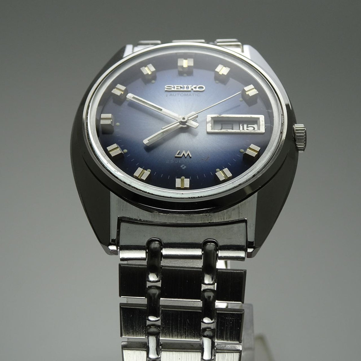 Serviced  Vintage 1973 JAPAN SEIKO LORD MATIC WEEKDATER 5606-7231 25J Automatic.