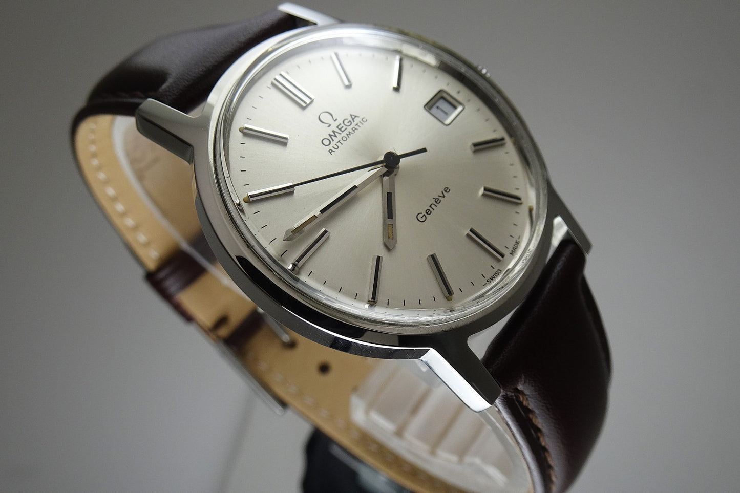 OMEGA Geneve cal.1012 Automatic.
