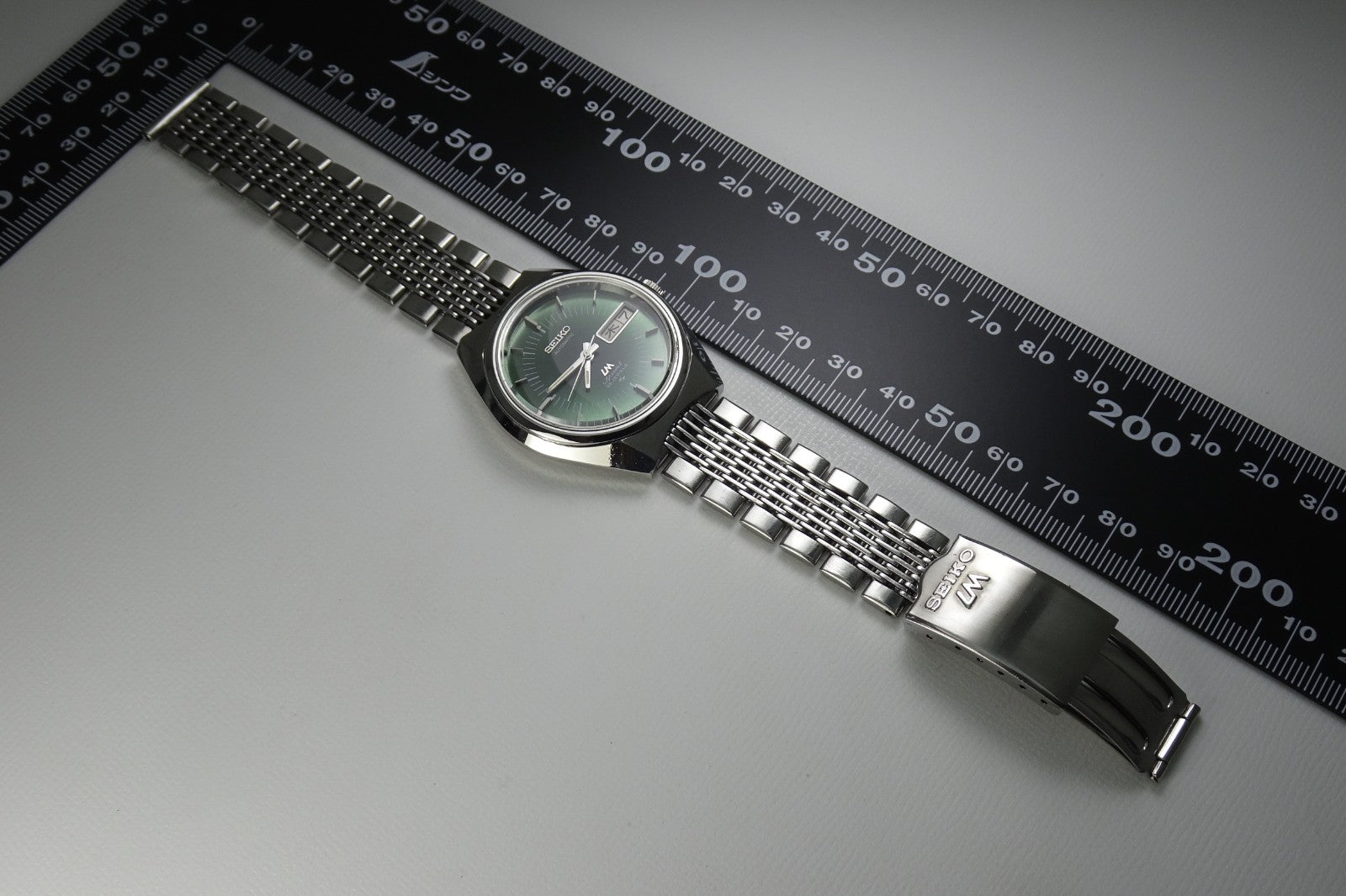 Vintage 1973 JAPAN SEIKO LORD MATIC SP WEEKDATER 5206-6110 25J Automatic.