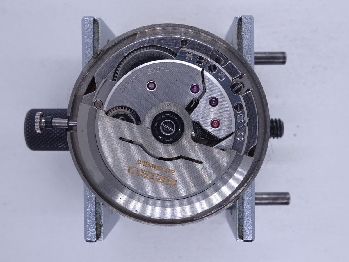 Vintage 1965 JAPAN SEIKO SEIKOMATIC-R SLIMDATE 8305-1010 30Jewels Automatic.