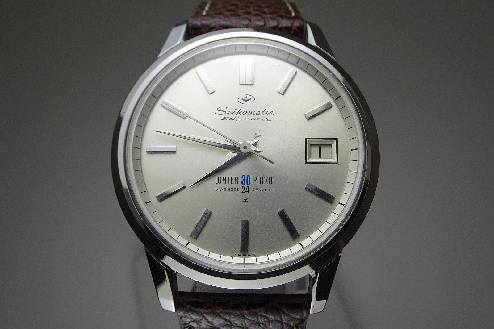 Vintage 1963 JAPAN SEIKO SEIKOMATIC SELF-DATA J13059 24Jewels Automatic.