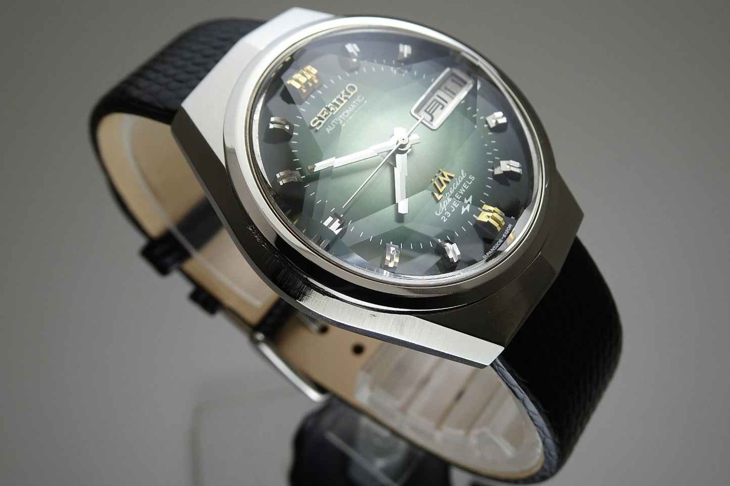 Vintage 1972 JAPAN SEIKO LORD MATIC SPECIAL WEEKDATER 5206-6100 23J Automatic.