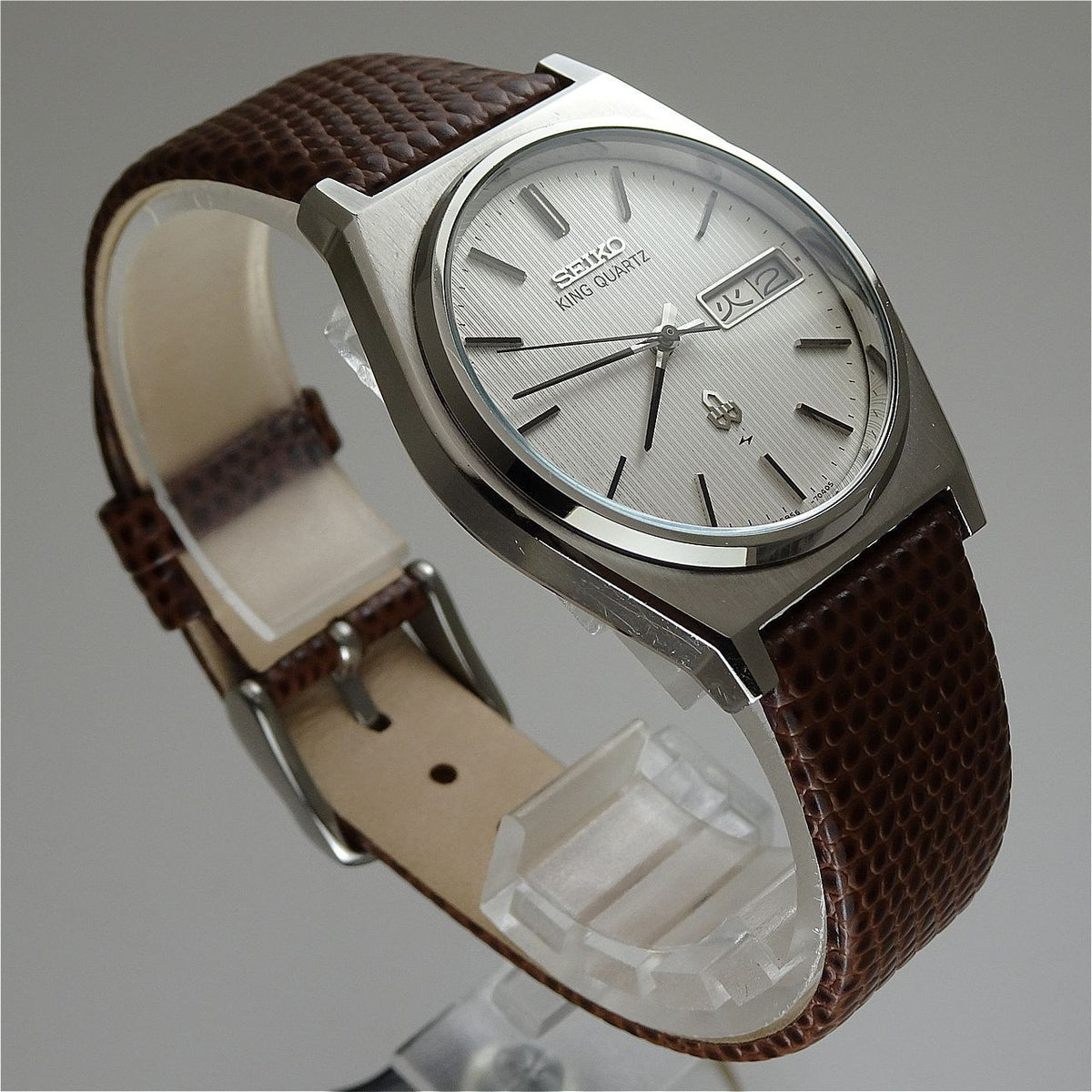 Vintage 1978 JAPAN SEIKO KING QUARTZ 5856-7030 8Jewels Quartz.