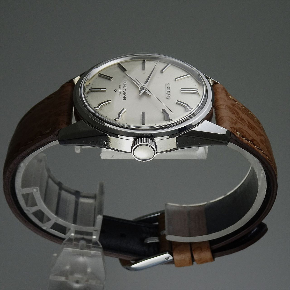 Serviced  Vintage 1968 JAPAN SEIKO LORD MARVEL 36000 5740-8000 23J Hand-winding.