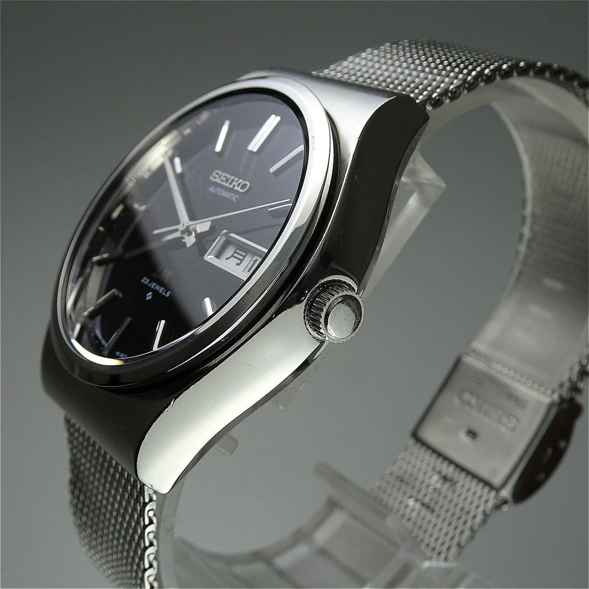 Vintage 1975 JAPAN LORD MATIC WEEKDATER 5606-8090 23Jewels Automatic.